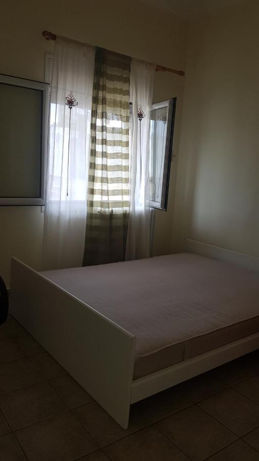 Central Apartments Eretria Dış mekan fotoğraf