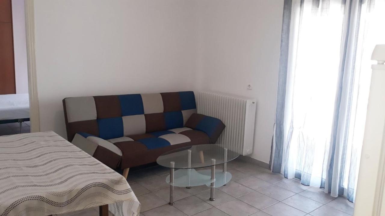 Central Apartments Eretria Dış mekan fotoğraf