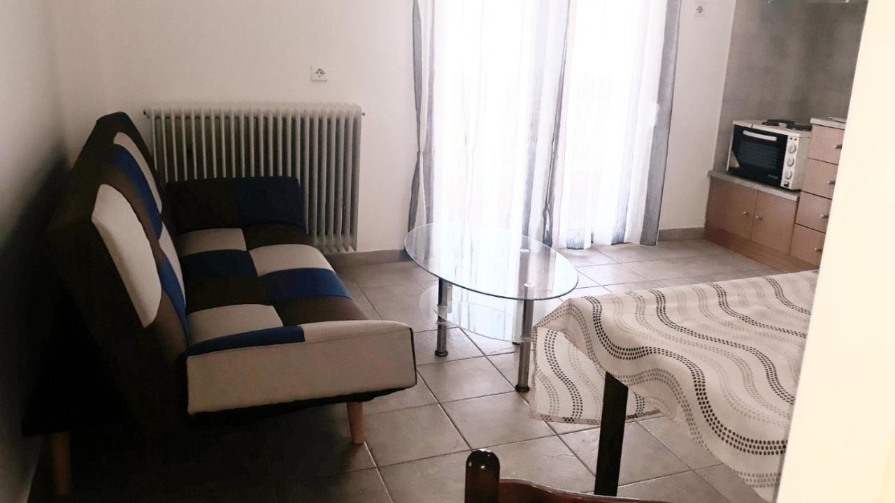 Central Apartments Eretria Dış mekan fotoğraf