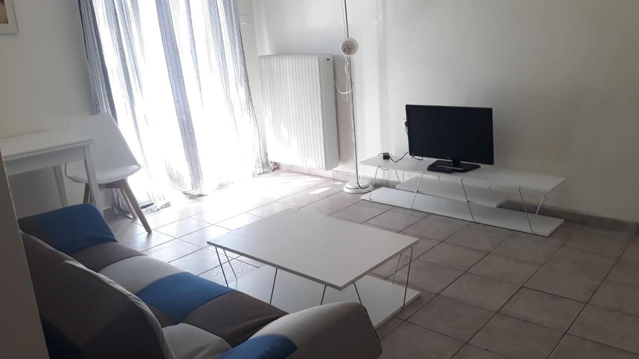 Central Apartments Eretria Dış mekan fotoğraf
