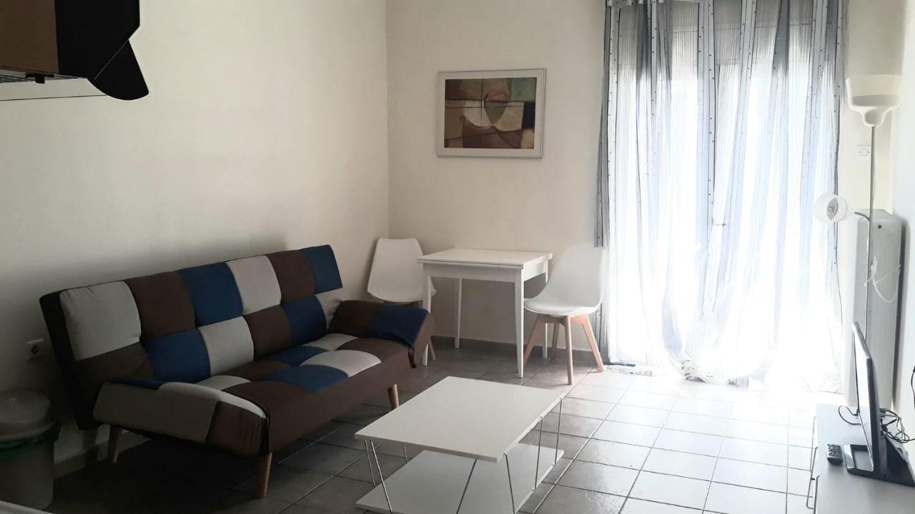 Central Apartments Eretria Dış mekan fotoğraf