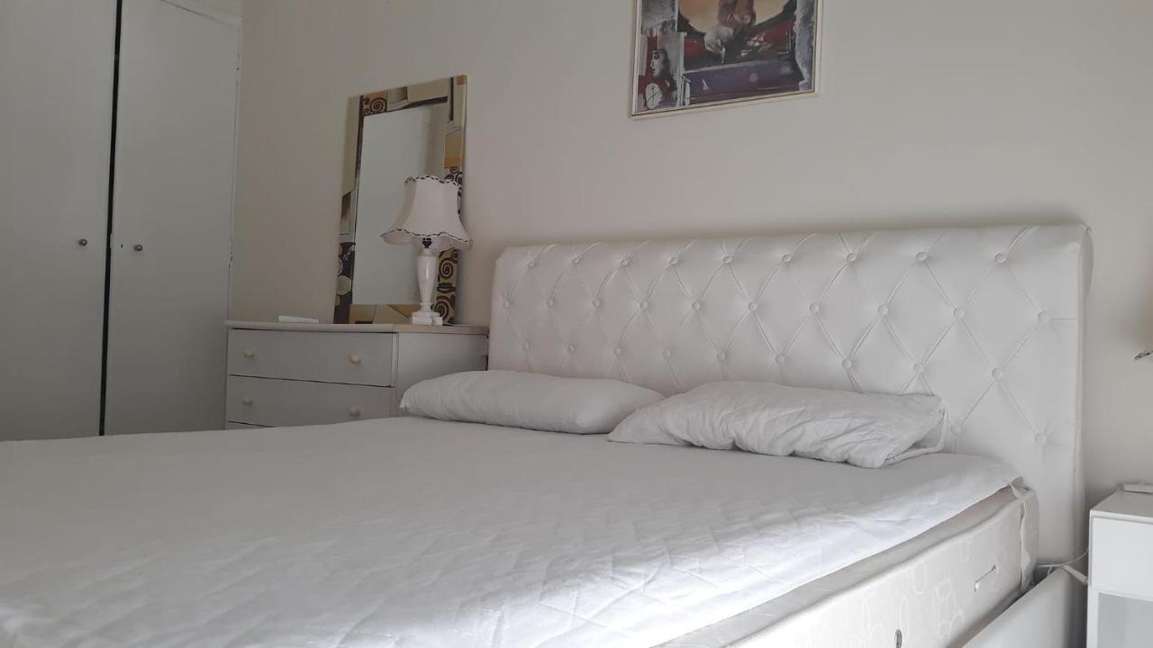 Central Apartments Eretria Dış mekan fotoğraf
