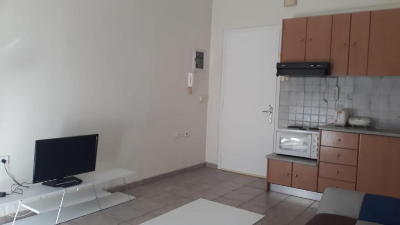 Central Apartments Eretria Dış mekan fotoğraf