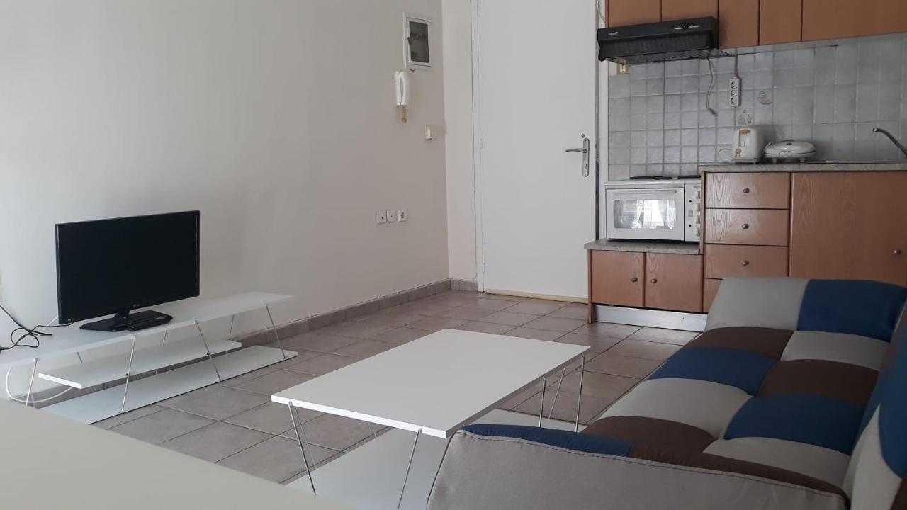 Central Apartments Eretria Dış mekan fotoğraf