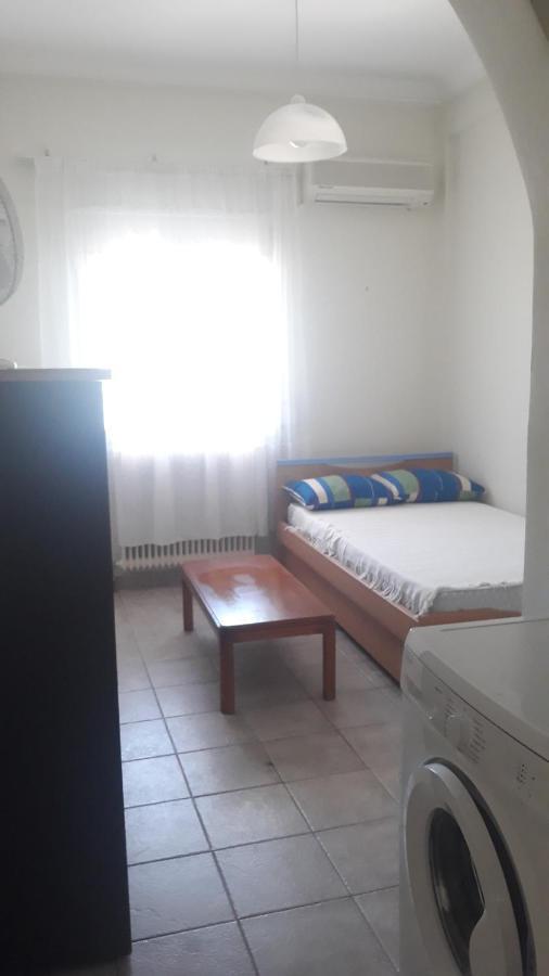 Central Apartments Eretria Dış mekan fotoğraf