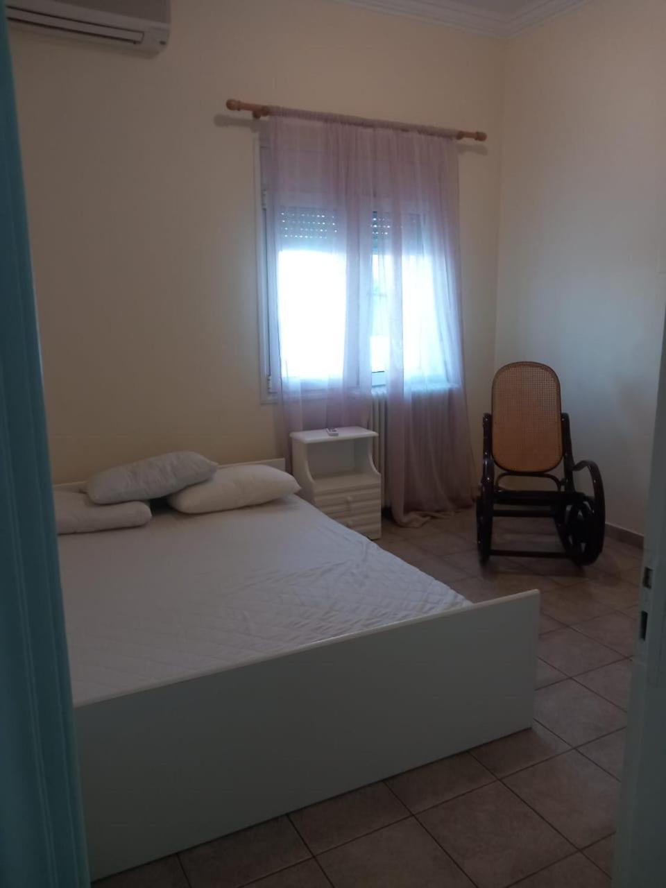 Central Apartments Eretria Dış mekan fotoğraf
