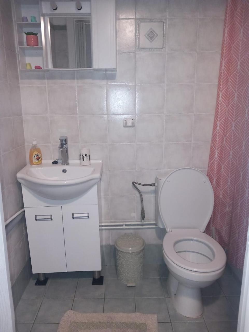 Central Apartments Eretria Dış mekan fotoğraf
