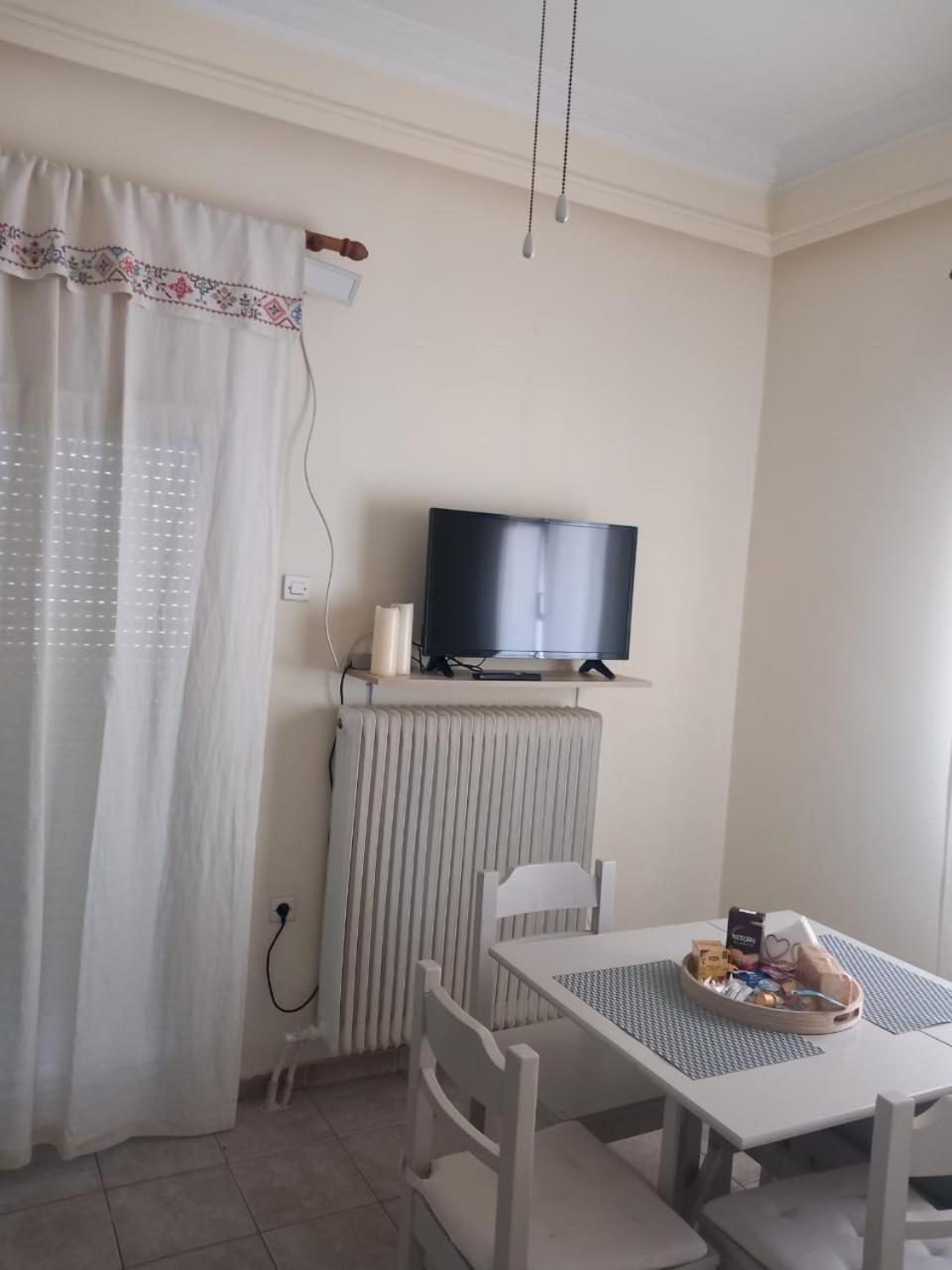 Central Apartments Eretria Dış mekan fotoğraf