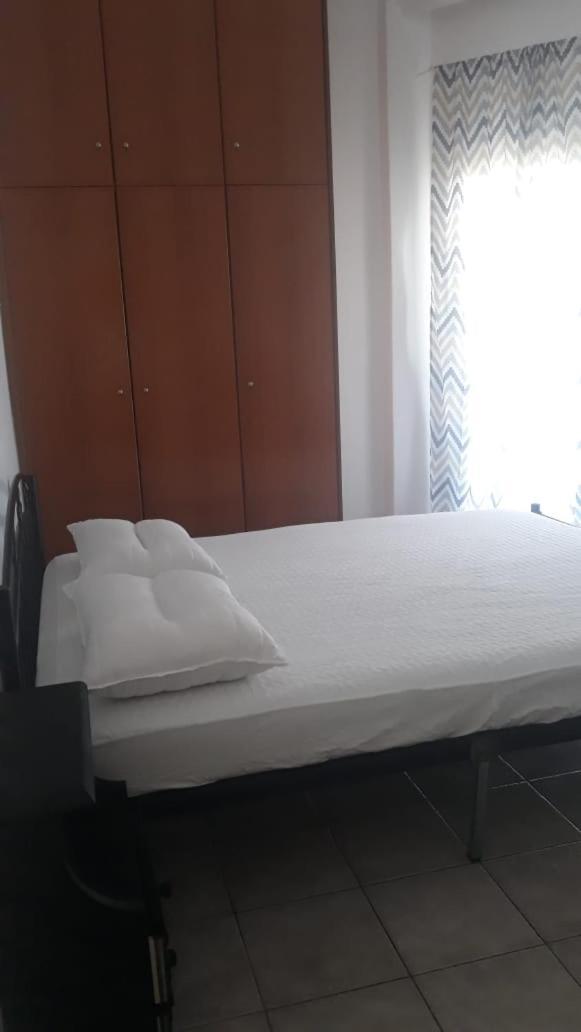 Central Apartments Eretria Dış mekan fotoğraf