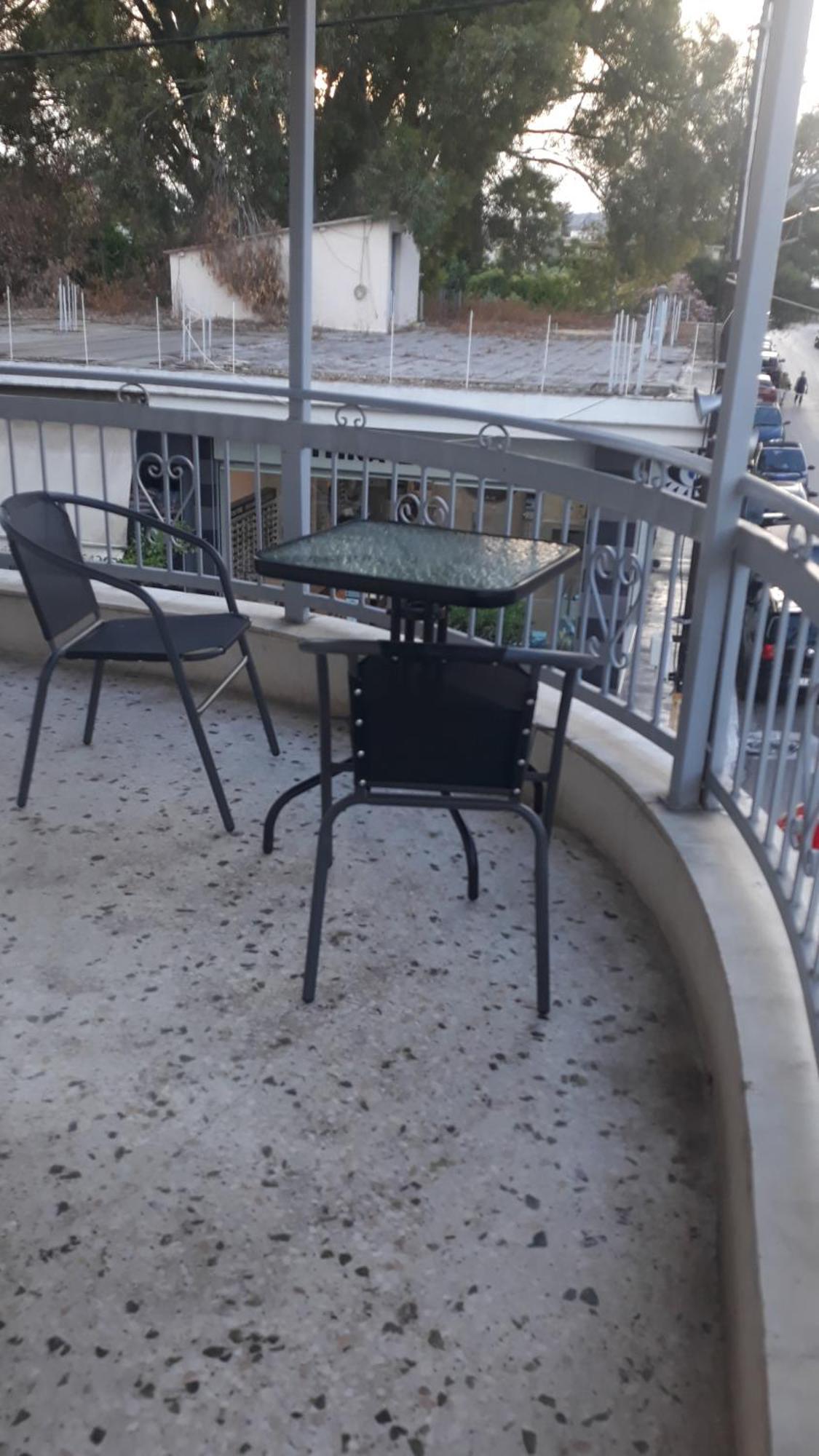 Central Apartments Eretria Dış mekan fotoğraf