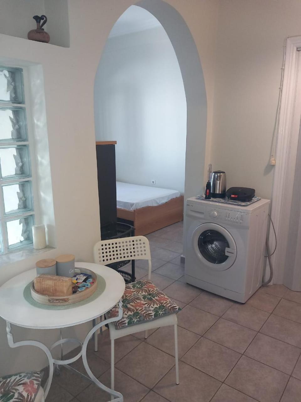 Central Apartments Eretria Dış mekan fotoğraf